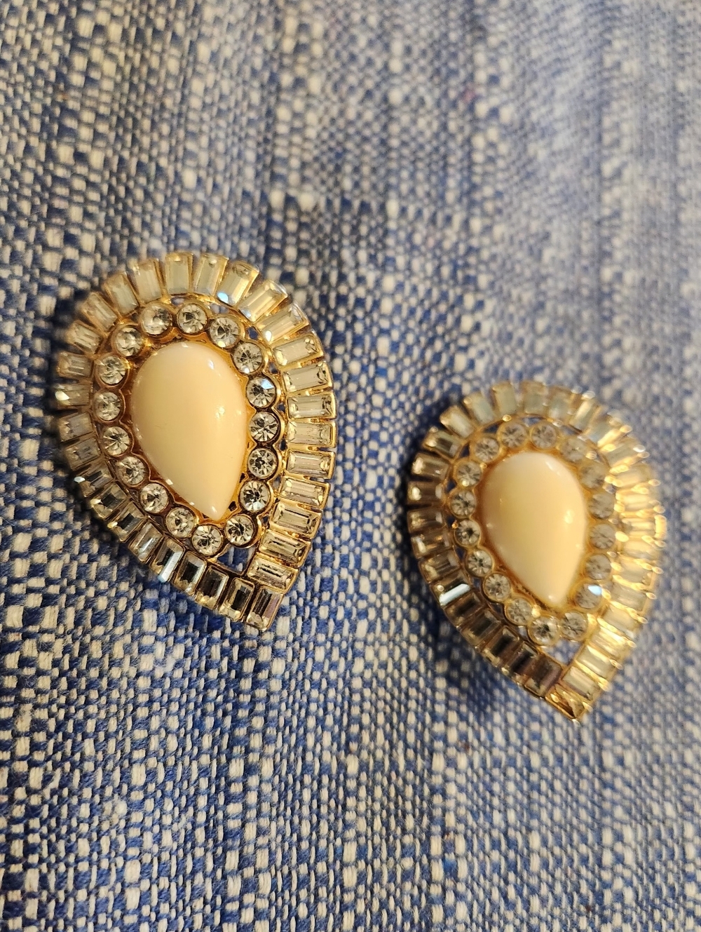 kate spade Gold Teardrop Pearl-Accent Statement Earrings - Picture 3 of 8